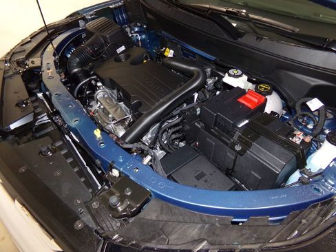 New 2026 Chevrolet Equinox LT w/ Convenience Package II image 26