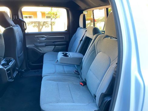 Used 2021 RAM 1500 Big Horn image 31