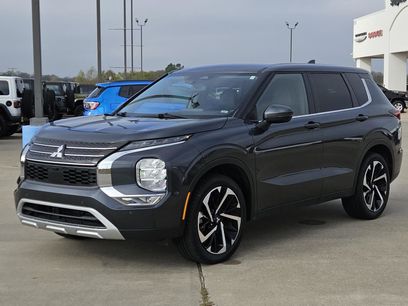 Used 2024 Mitsubishi Outlander SE