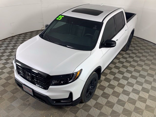 Used 2025 Honda Ridgeline Black Edition image 18