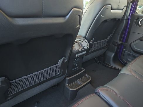 New 2026 Jeep Wrangler Unlimited Rubicon image 18
