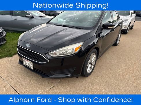 Used 2015 Ford Focus SE FWD image 3