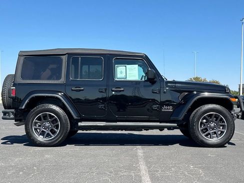 Used 2021 Jeep Wrangler Unlimited Sport image 3
