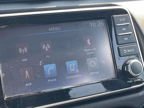 Used 2025 Nissan Versa S FWD image 28