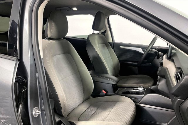 Used 2022 Ford Escape SE FWD image 10