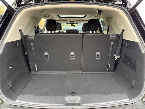 New 2026 Nissan Pathfinder SV AWD/4WD image 37