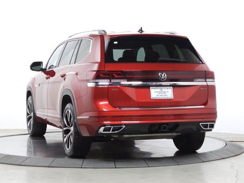 Used 2024 Volkswagen Atlas SEL Premium R-Line AWD/4WD image 6