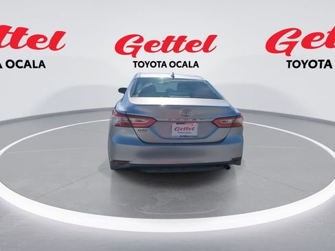 Used 2020 Toyota Camry LE image 7