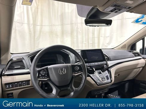 Used 2023 Honda Odyssey Touring image 15