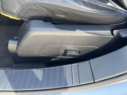 Used 2015 Jeep Compass High Altitude image 17