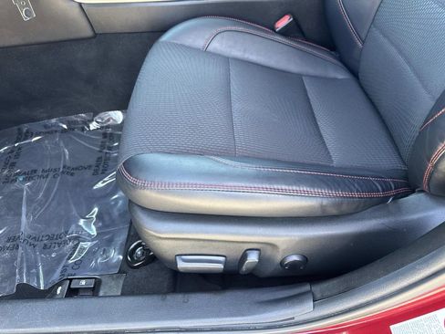 Used 2017 Toyota Camry SE FWD image 17