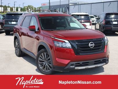 Used 2024 Nissan Pathfinder SL w/ SL Premium Package