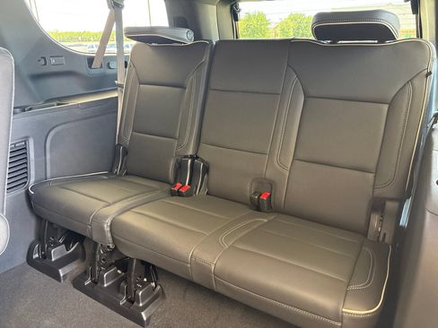 New 2026 Chevrolet Suburban Premier w/ Sun And Tow Package RWD image 18