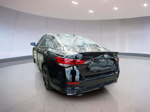 Used 2025 Nissan Sentra SR w/ Midnight Edition image 3