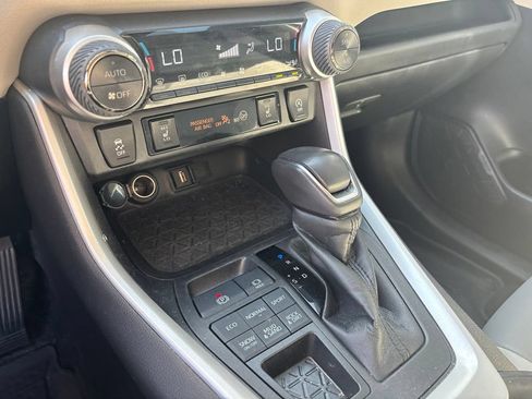 Used 2022 Toyota RAV4 XLE Premium AWD/4WD image 12