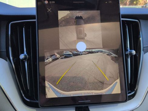 New 2026 Volvo XC60 B5 Ultra w/ Protection Package Premier image 20