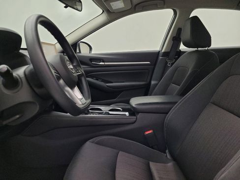 Used 2023 Nissan Altima 2.5 SV image 17