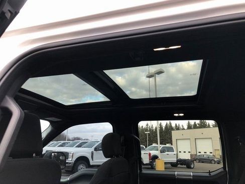 Used 2019 Ford F150 XLT w/ Equipment Group 302A Luxury image 3