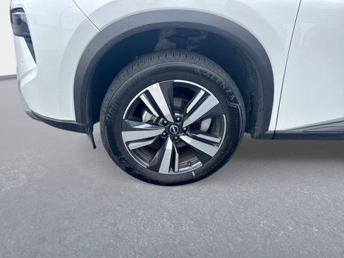Used 2026 Nissan Rogue SL AWD/4WD image 11