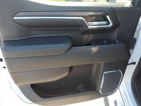Used 2022 GMC Sierra 1500 SLT w/ SLT Convenience Package AWD/4WD image 21
