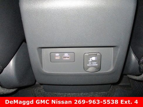 New 2025 Nissan Frontier SL image 31