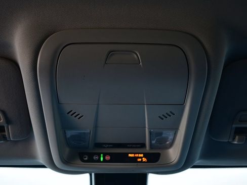 Used 2022 Chevrolet Equinox LT FWD image 40