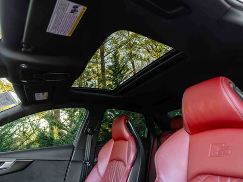 Used 2019 Audi S4 Premium Plus w/ Premium Plus Package image 12