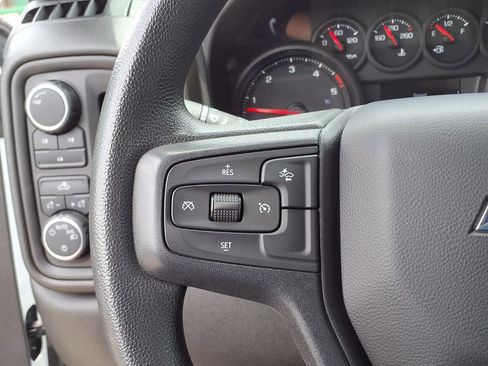 Used 2025 Chevrolet Silverado 3500 W/T AWD/4WD image 33
