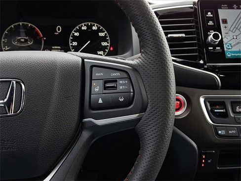 Certified 2025 Honda Ridgeline TrailSport+ image 23