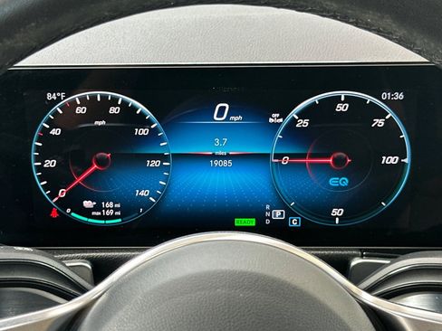 Certified 2023 Mercedes-Benz EQB 300 4MATIC image 24