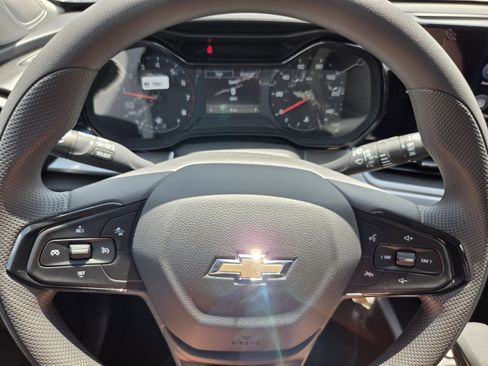 New 2026 Chevrolet Trax LS FWD image 11