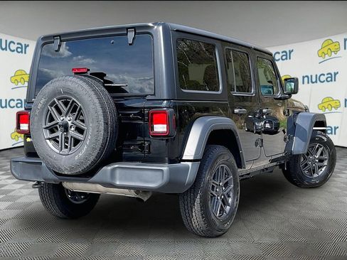 Used 2024 Jeep Wrangler Unlimited Sport AWD/4WD image 6