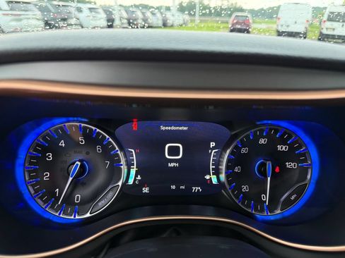 New 2027 Chrysler Pacifica Pinnacle w/ Theater Group FWD image 14