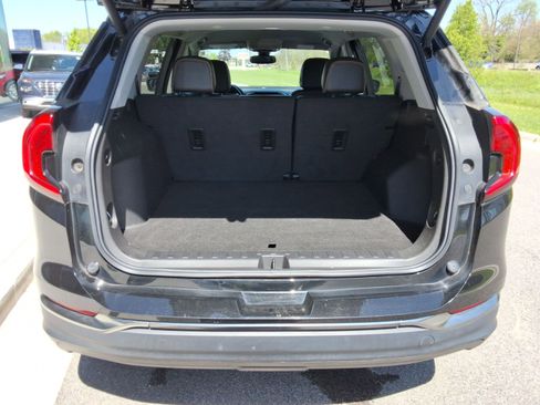 Used 2023 GMC Terrain AT4 AWD/4WD image 30