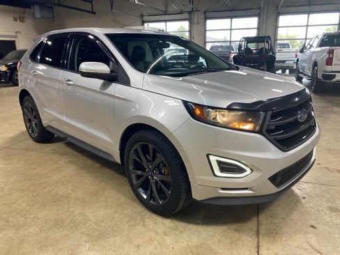 Used 2015 Ford Edge Sport image 3