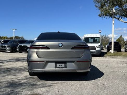 Certified 2024 BMW i7 eDrive50 image 6