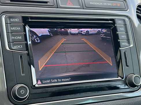 Used 2016 Volkswagen Tiguan SEL image 22