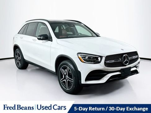 Used 2022 Mercedes-Benz GLC 300 4MATIC image 1