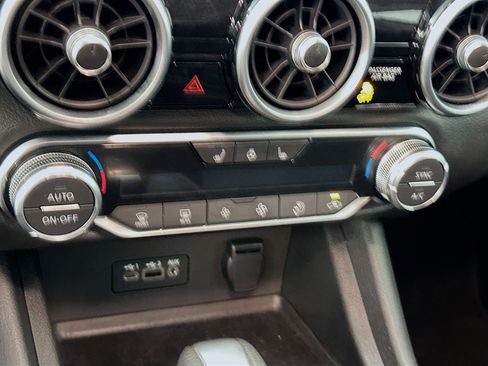 Used 2023 Nissan Sentra SV w/ All-Weather Package FWD image 23