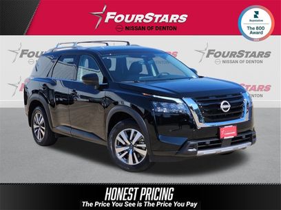 New 2025 Nissan Pathfinder SL w/ Cargo Package