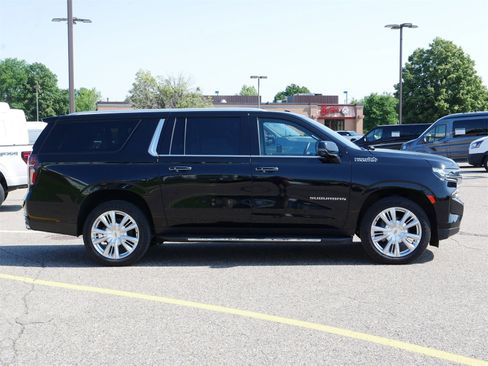 Used 2023 Chevrolet Suburban High Country w/ Max Trailering Package image 6
