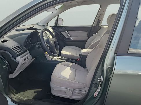 Used 2015 Subaru Forester 2.5i w/ Alloy Wheel Package image 14