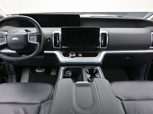 Certified 2025 Ford Expedition Max Platinum AWD/4WD image 28