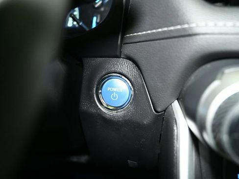 Used 2022 Toyota RAV4 Limited image 34