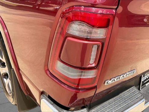 Used 2022 RAM 1500 Laramie AWD/4WD image 28