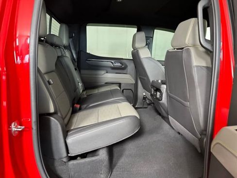 Used 2025 Chevrolet Silverado 1500 ZR2 w/ Dark Appearance Package image 27