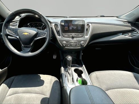 Used 2016 Chevrolet Malibu LT FWD image 7