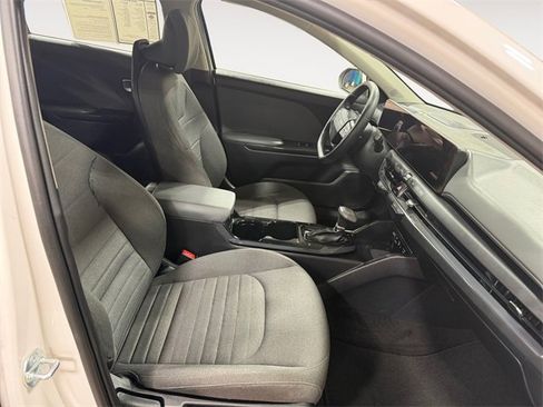 Used 2025 Kia K4 EX image 15