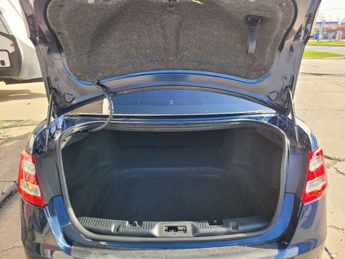Used 2016 Ford Taurus SEL FWD image 37