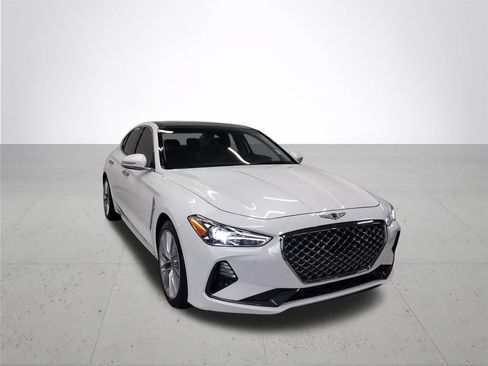 Used 2020 Genesis G70 2.0T w/ Elite Package RWD image 4